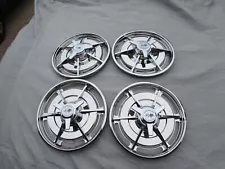 1963 Corvette SPLIT WINDOW ORIGINAL Hubcaps