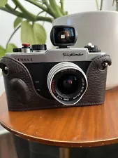 [MINT/ Finder] Voigtlander Bessa L 35mm Film Camera 15mm F4.5 Lens - with case