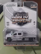 Greenlight Dually Drivers 2015 Chevrolet Silverado 3500HD Truck Flat Bed Chase