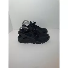 Nike Air Huarache Run Triple Black Sneaker 634835-012 Women’s size 7