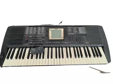 Yamaha PSR-530 61-Key Electronic Keyboard with Stand