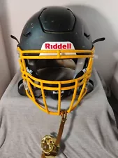 Riddell SpeedFlex Football Helmet - Black Size Large (Youth) 2021 *PRE-OWNED*