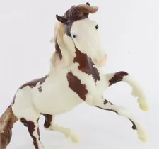 New ListingIsadora Cruce Chestnut Medicine Hat Pinto Breyer #1151 Traditional Size