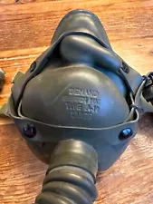 1944 US ARMY AIR FORCE PILOT A-14 DEMAND OXYGEN MASK TYPE A-14 SIZE LARGE