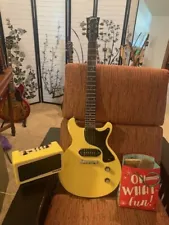 Gibson Guitar with Accessories