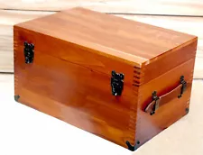 7-0032C Cedar Chest | Cedar Keepsake Box | Wooden Box | Aromatic Cedar Trunk