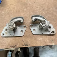 Datsun 510 Wagon Upper Seat Brackets Set 2 Left And Right Side