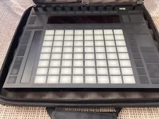 Ableton Push 2 USB Live Controller (Black) + Cable + Case