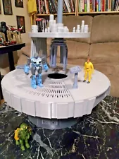 DELUXE Space Fantasy Freeze Chamber Playset! Perfect for 3 3/4" figures SALE!!