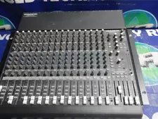 MACKIE 1604-VLZ PRO 16 CHANNEL ANALOG MIXER