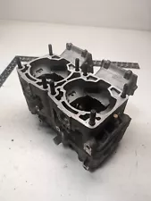 2004 05 Polaris 800 RMK Vertical Escape edge crankcase engine motor cases Xcsp