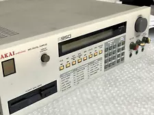 AKAI professional S950 MIDI Digital Sampler Sampling/16-bit S-950 Used Japan