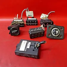 2015 Freightliner Cascadia Switch Assembly LOT NO RESERVE 08-249