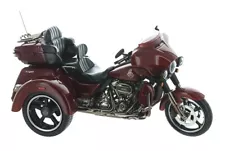 2021 Harley-Davidson CVO Tri Glide (H-D Custom) Diecast 1:12 Model - MA32337