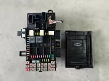 2003-2006 Ford Expedition Power Distribution/Fuse Box 2l1T-14A067-AN