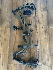 Hoyt RX-5 60-70lb Carbon Compound Bow