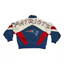 Vintage New England Patriots Pro Player Full Zip Puffer Jacket Size XL Spellout