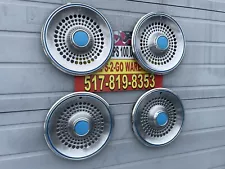 Airstream 15” Set 4 Hubcaps Full Wheel covers Used 1960-79 Blue AccentStainless