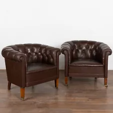 Pair of Vintage Brown Leather Club Chairs, England circa 1940