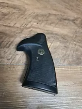 Pachmayr Presentation Grip For S&W N Frame Square Butt Large Grip 1 Piece