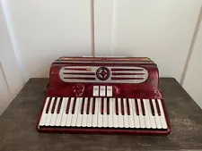 Lindo C-10 41 Key 120 Button Red Piano Accordion Made In Italy FREE SHIPPING