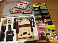 Nintendo Famicom Console with BOX and Manual, 10 Games 0913