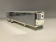 CHROME & WHITE SPREAD AXLE DCP 1/64 53' UTILITY TRAILER W/ THERMOKING REEFER