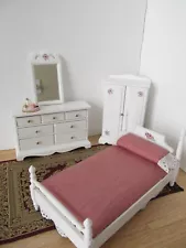 White Bedroom Set Bed Armoire Rug Vanity Lot Girls Lady Dollhouse Miniature 1:12