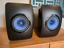 KEF LS50 Wireless Powered Bookshelf Speakers Pair - Gloss Black/Blue