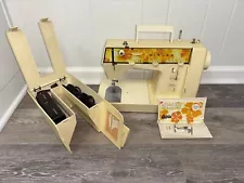 Vtg Singer Genie Portable Zig Zag Sewing Machine W/Case-Model 354 Made France