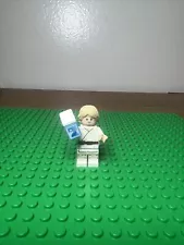 Lego Star Wars Luke Skywalker with Blue Milk Minifigure - 30625