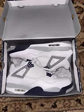 Jordan 4s Retro Midnight Navy (check description)