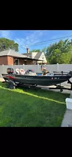 used aluminum Tracker Super Guide V 16 fishing boats for sale