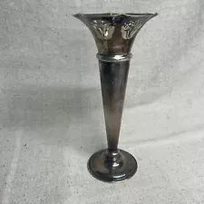 MERIDEN Silverplated Trumpet Vase with Pierced Rim 808 9 1/4" Tall