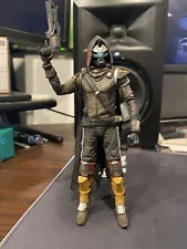 McFarlane Destiny Vanguard Mentor CAYDE-6 Figure with Thorn Revolver Hand Cannon