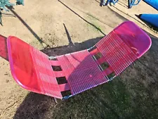 VTG Lawn Lounger Tri Fold Chair Plastic Tube Pool Deck Jelly pink & clear