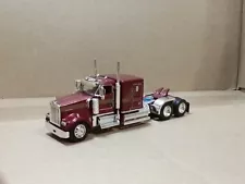 DCP MAROON & GOLD KENWORTH W900L 60" SLEEPER 1/64 KW SEMI TRUCK