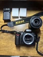 New ListingNikon D D40 6.1MP Digital SLR Camera - Black (Kit w/ AF-S DX 18-55mm Lens)