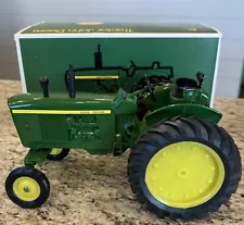 1/16 VINTAGE JOHN DEERE ARGENTINA SIGOMEC TRACTOR. Very NICE!