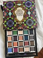 Urban Decay Alice Through The Looking Glass in Wonderland Eyeshadow Palette NEW