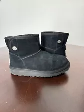 UGG Jona Boot Big Kid Black Size 3