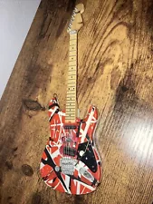 Eddie Van Halen Miniature Replica Guitar Red-White-Black NEW 000194645 2017 ELVH