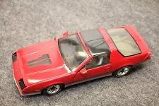 1/18 SUNSTAR 1982 CAMARO Z28 , RED