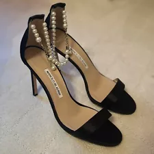 NEW Manolo Blahnik Chaos Pearl Black Satin Stilettos