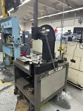 Dayton 5Z077C 4-Ton Arbor Press with heavy metal Table