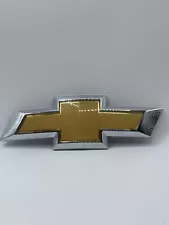 2015-2016 Chevrolet Trax Front Grille Center Bowtie Emblem Logo 96930054 OEM