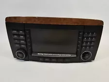 2006-09 MERCEDES R350 R500 RADIO NAVIGATION CD PLAYER DISPLAY SCREEN A2518201779 (For: Mercedes-Benz R500)