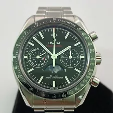 Omega Speedmaster Moonphase Moonwatch 44 mm Watch 304.33.44.52.01.001