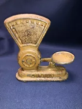 VINTAGE EARLY CAST IRON DAYTON SCALE