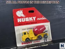 NobleSpirit Husky Models 29 E.R.F. CEMENT MIXER TRUCK in original BOX xcd